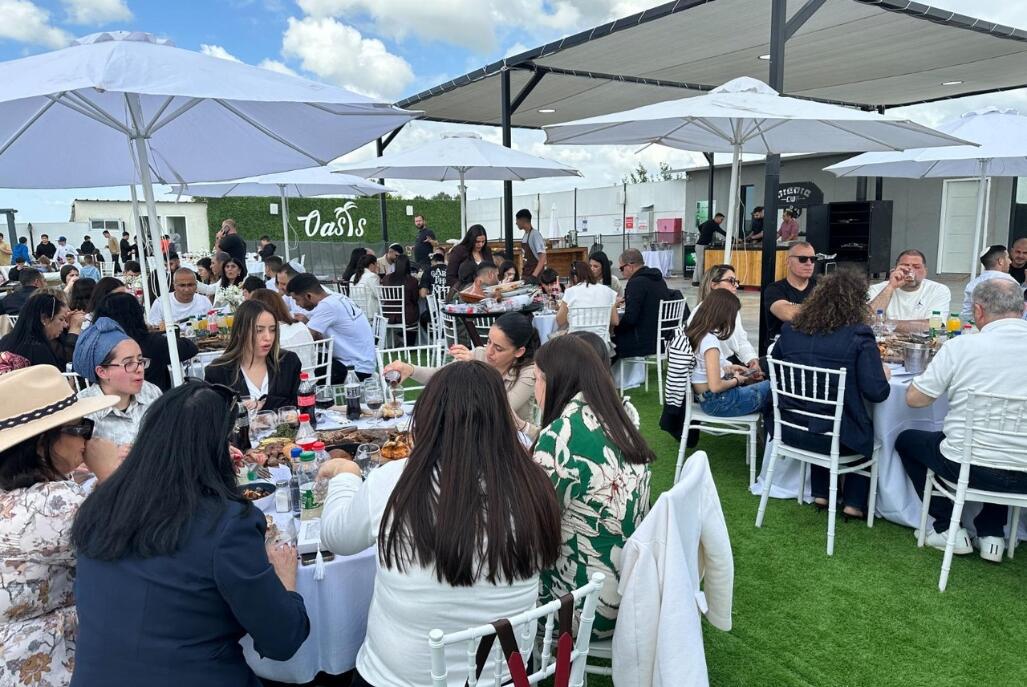 אואזיס דרום  23  לופט 4 יו