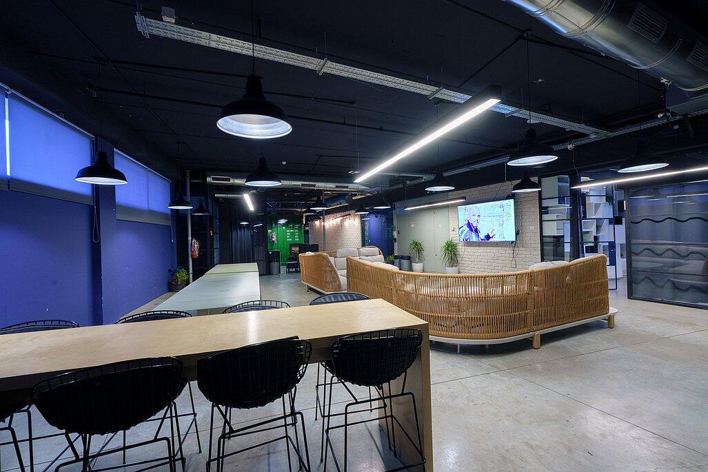 אחוזת הר טוב מרכז  12  לופט 4 יו