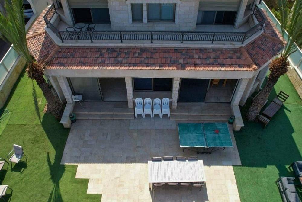 וילה דובדבן טבריה צפון  21  לופט 4 יו