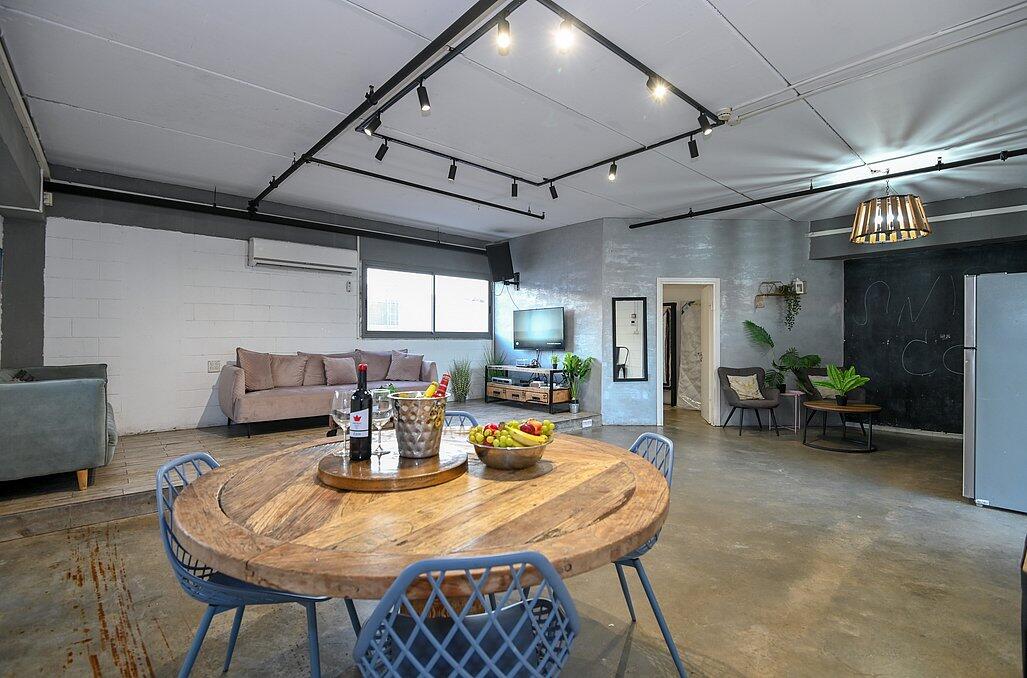 קומת גג מרכז  5  לופט 4 יו