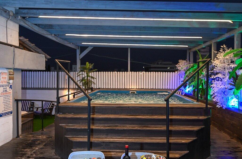 רוף טופ מרכז  19  לופט 4 יו