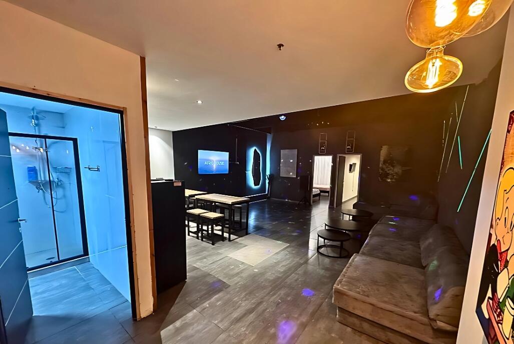 סניורה סוויט | Senyora Suite TLV מרכז  30  לופט 4 יו