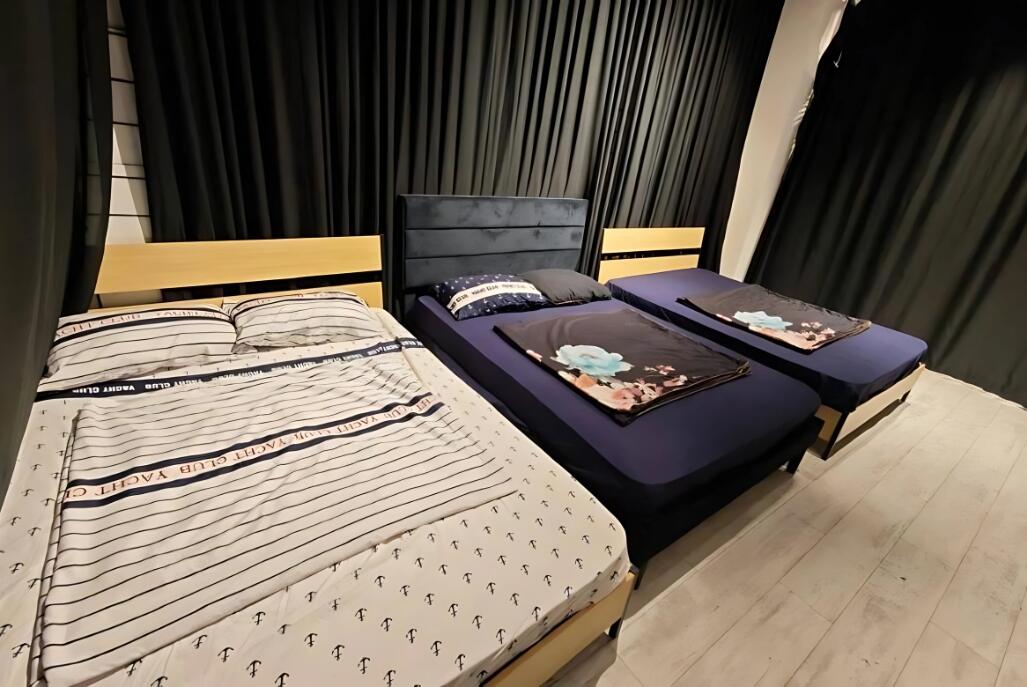 קינג ג'ורג פלייס - King George Place מרכז  7  לופט 4 יו