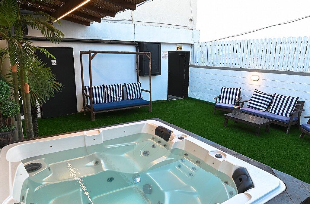 קומת גג מרכז  18  לופט 4 יו