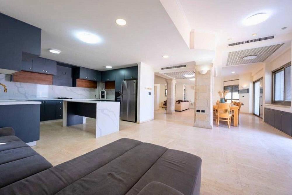 וילה דובדבן טבריה צפון  14  לופט 4 יו