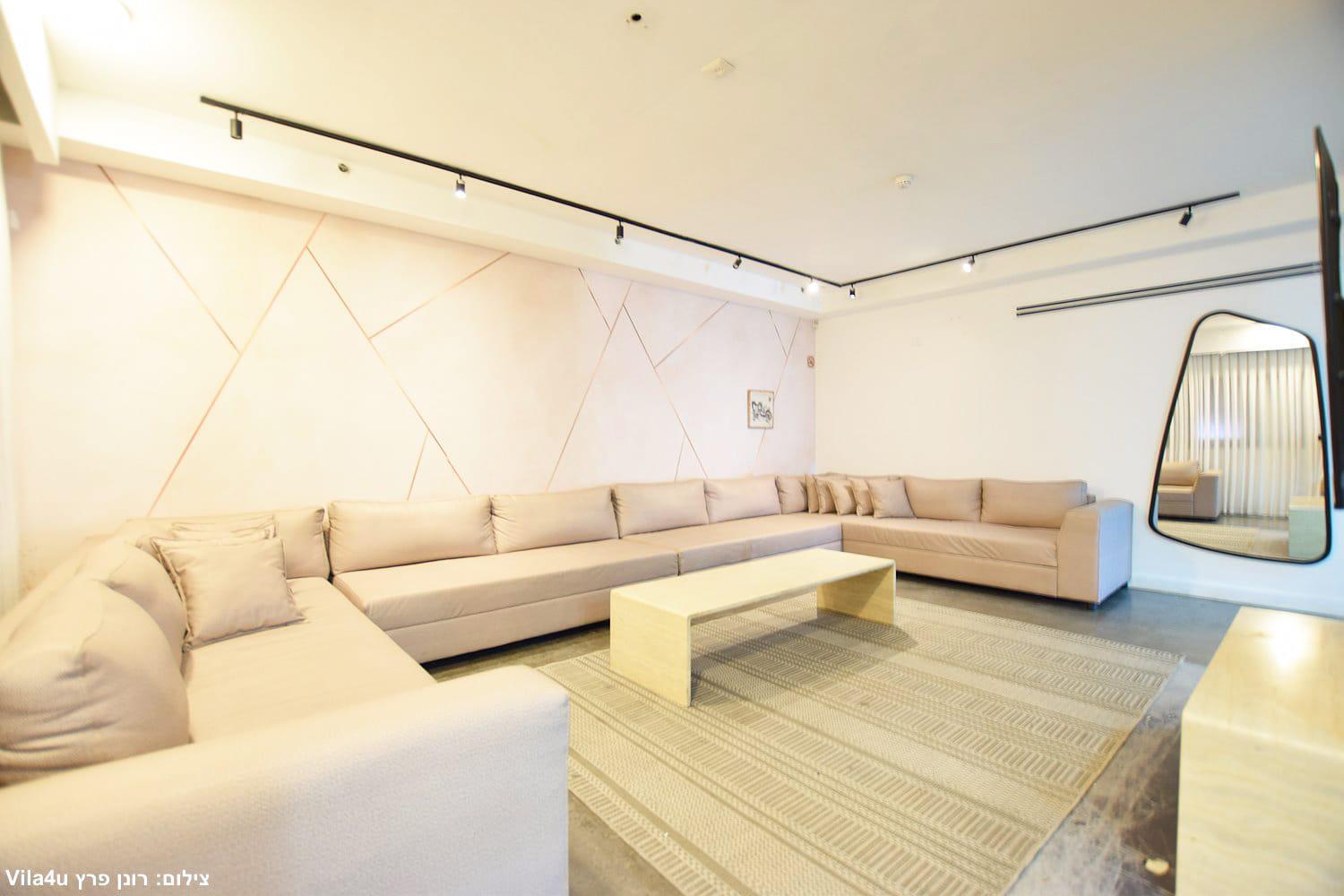 אחוזת ליאן נתניה מרכז  15  לופט 4 יו