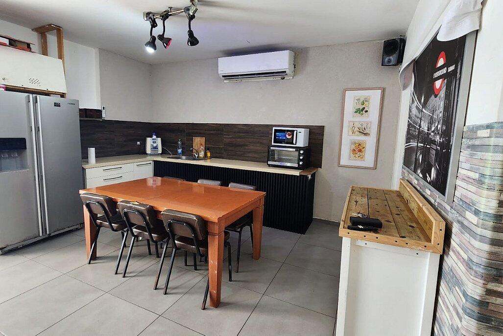 האי בשרון מרכז  30  לופט 4 יו