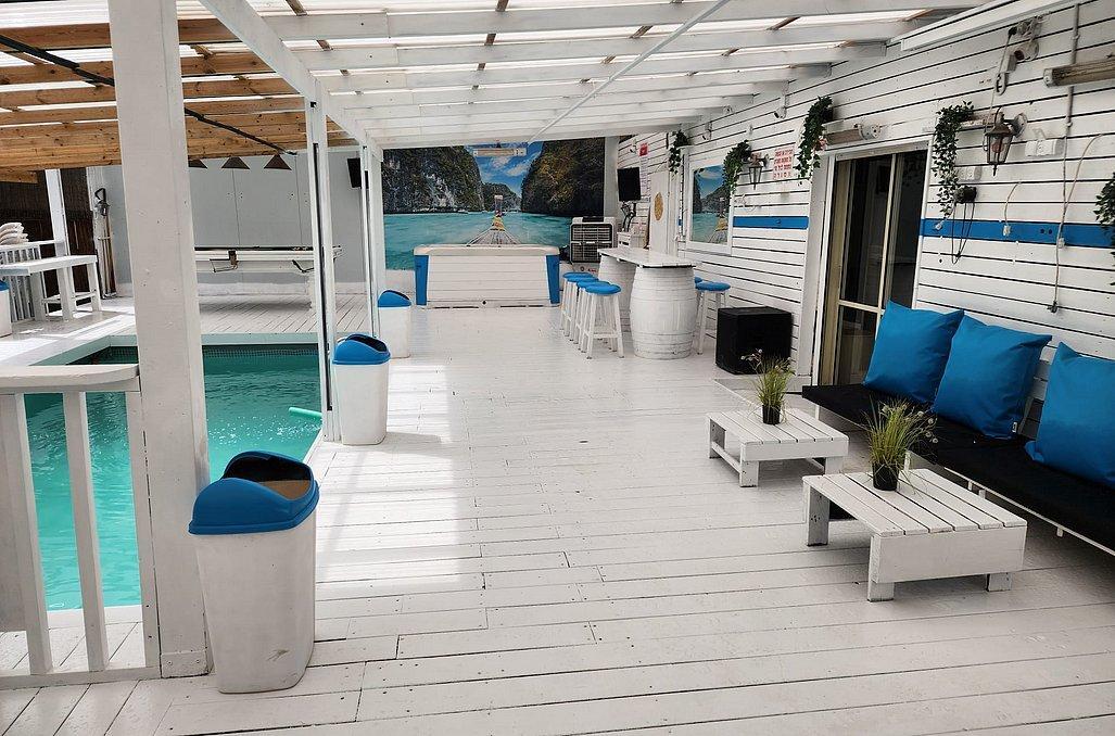 האי בשרון מרכז  22  לופט 4 יו