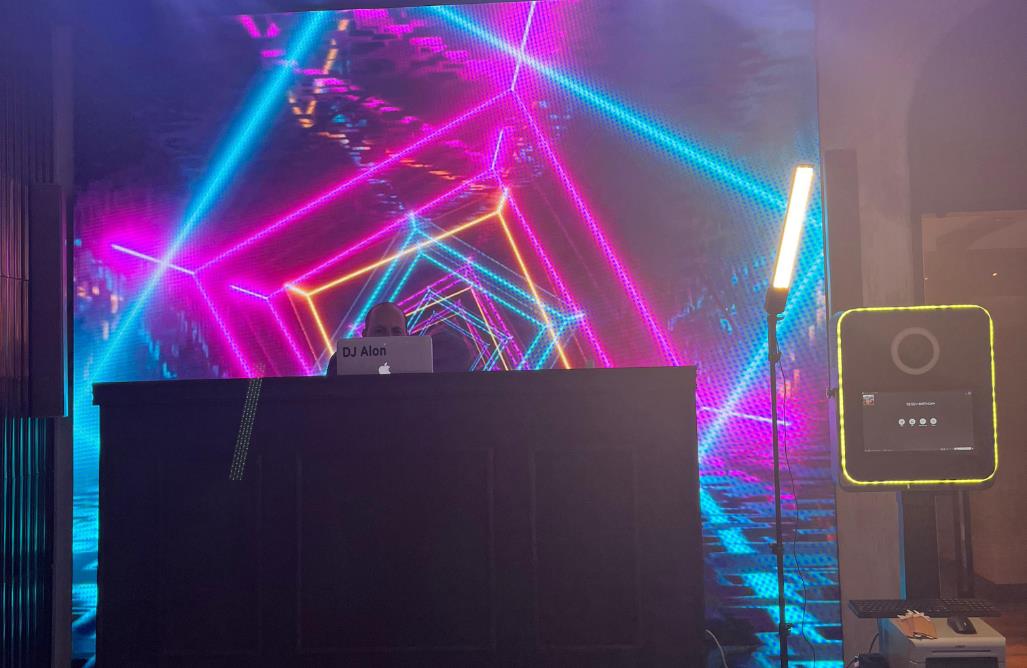 קינג ג'ורג' - מתחם אירועים מרכז  17  לופט 4 יו