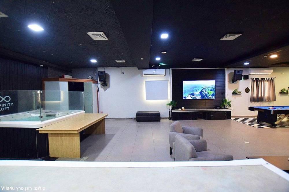 אינפיניטי לופט מרכז  15  לופט 4 יו