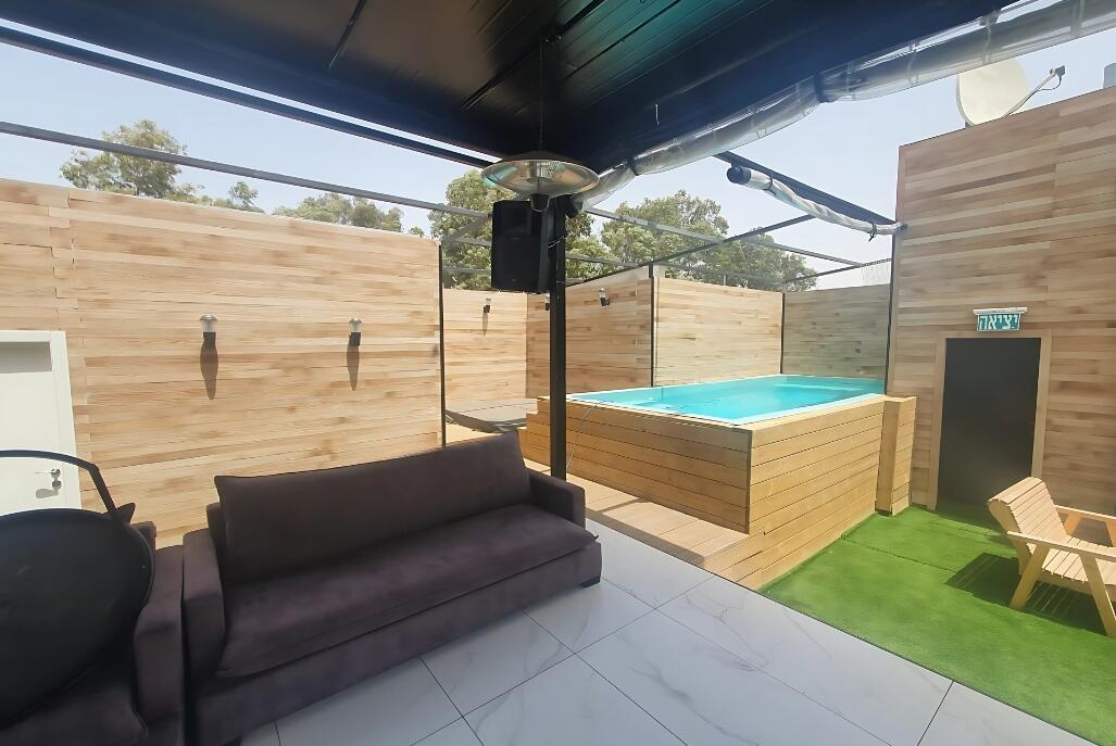 בלו סקיי מתחם אירוח מרכז  1  לופט 4 יו