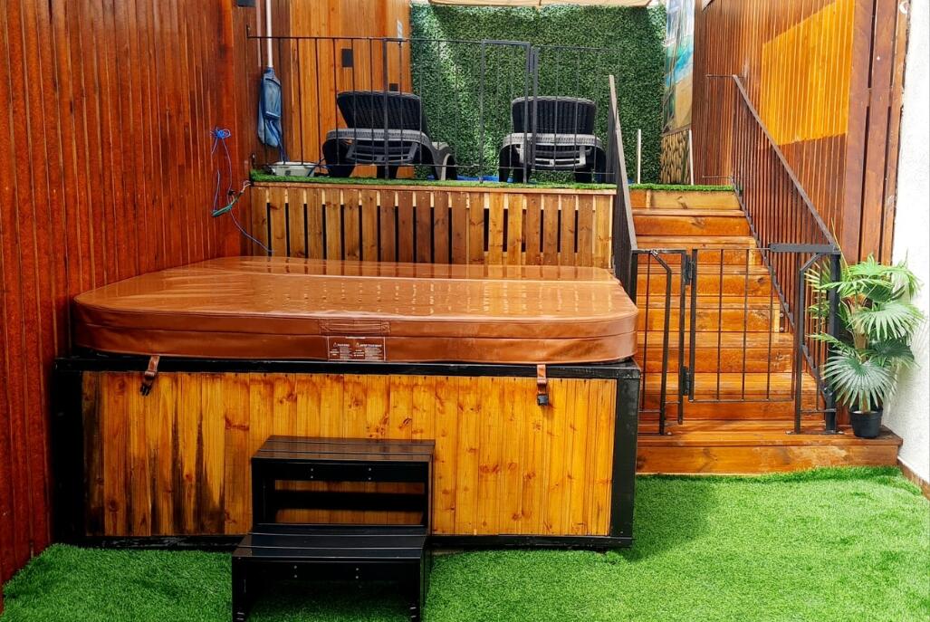 גאסטהאוס רויאל צפון  1  לופט 4 יו