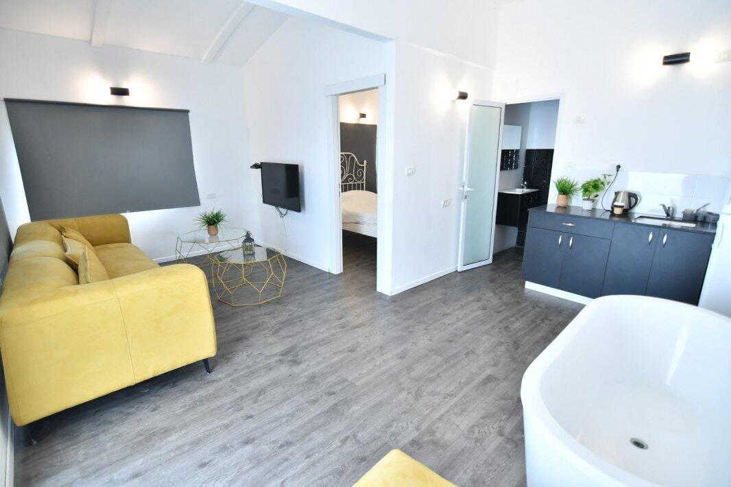 שדות אירוח בטבע מרכז  14  לופט 4 יו