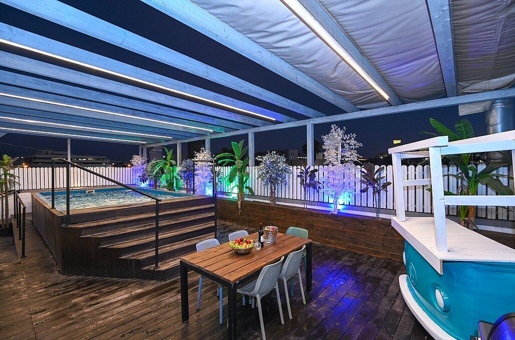 רוף טופ מרכז  17  לופט 4 יו