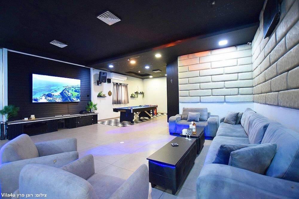 אינפיניטי לופט מרכז  16  לופט 4 יו