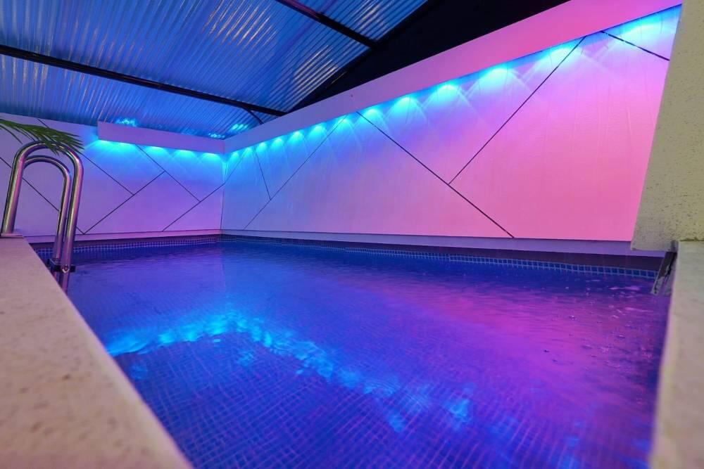 מתחם אירוח וויט - White מרכז  30  לופט 4 יו