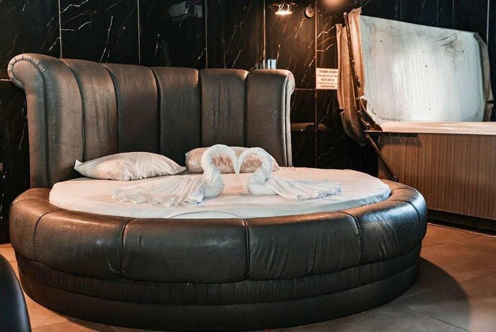 אקסיטו לופט מרכז  10  לופט 4 יו