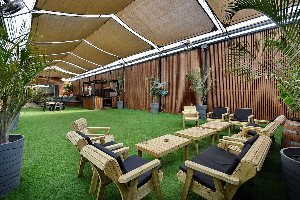 גאסטהאוס איוונטס צפון  16  לופט 4 יו