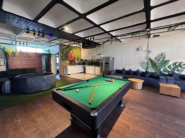 גרין האוס - Green House