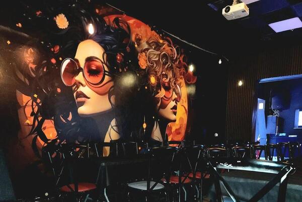 שואו רום לופט